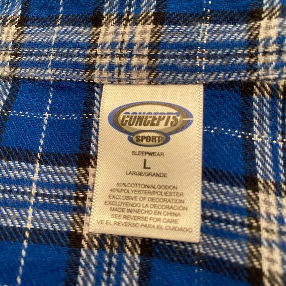 University of Kentucky Sleep Shirt - Picture 6 of 11